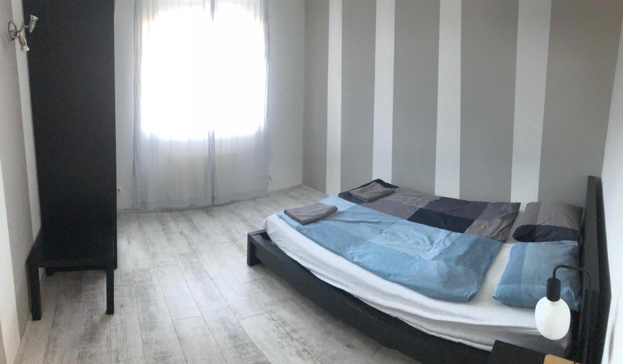 Bright, Spacious Apartment 3 bedroom, Garage Budapest Exterior foto
